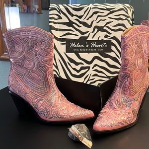 Helen's Heart Cowgirl Sequenced/Embroidered Light Pink Boots. Style No. 0290-11